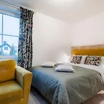 Jaskolka - I Przy Plazy *