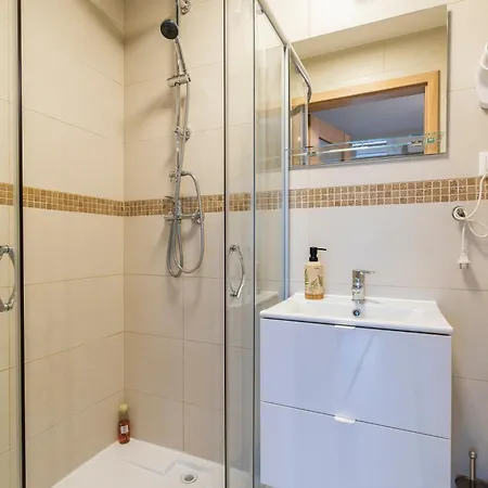 Jaskolka - I Przy Plazy * Όλστυν