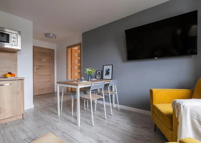 Jaskółka - I Przy Plaży * Olsztyn (Warmian-Masurian)